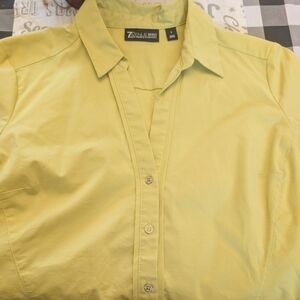 NEVER WORN Attractive Lime Green Button-Up Short Sleeve Shirt